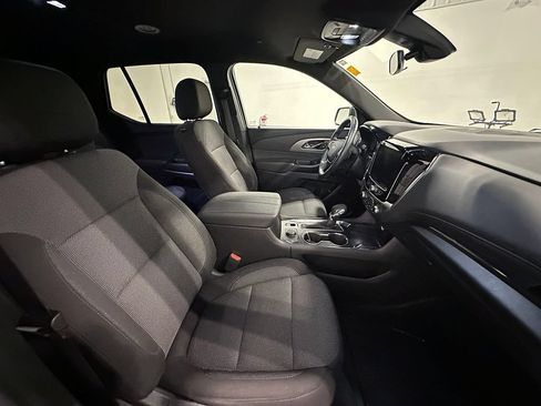 Used 2023 Chevrolet Traverse LT AWD/4WD image 28