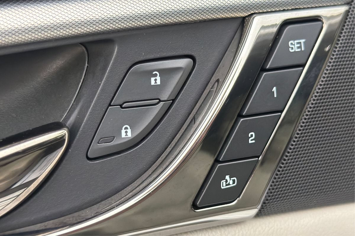 Used 2019 Cadillac CTS Sedan w/ Seating Package RWD image 36