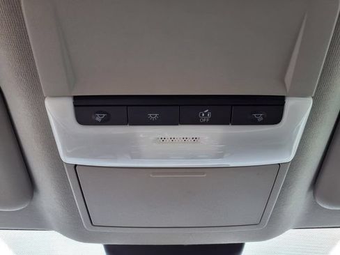 Used 2024 Nissan Sentra SV FWD image 14