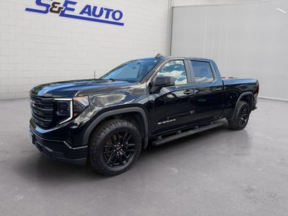 Used 2024 GMC Sierra 1500 Pro w/ Graphite Edition