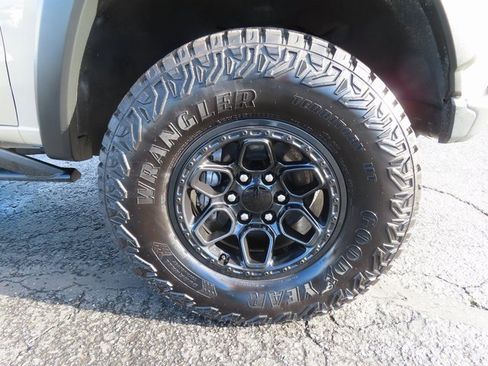 Certified 2024 Chevrolet Colorado ZR2 w/ ZR2 Bison Edition image 10