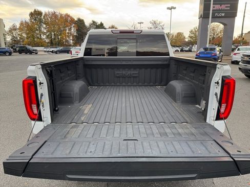 Used 2021 GMC Sierra 1500 SLT w/ SLT Premium Plus Package image 16