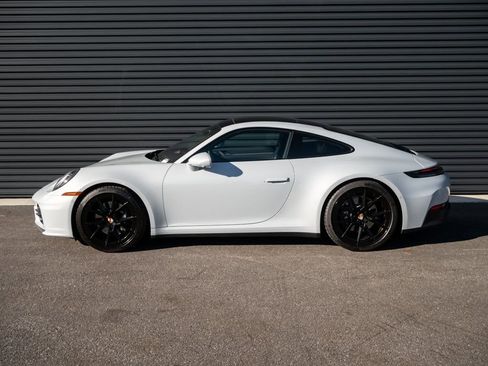 Certified 2026 Porsche 911 Carrera image 2