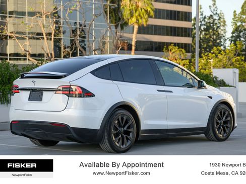 Used 2022 Tesla Model X AWD/4WD image 3