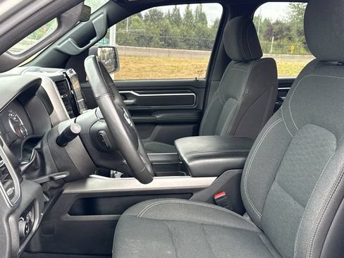 Used 2025 RAM 1500 Big Horn AWD/4WD image 16