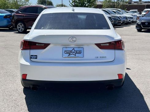 Used 2014 Lexus IS 250 RWD image 4