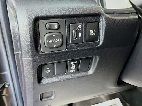 Used 2021 Toyota 4Runner Venture AWD/4WD image 13