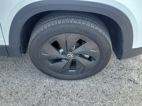 Used 2026 Volkswagen Taos S FWD image 7