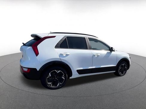 Used 2024 Kia Niro Wind FWD image 14