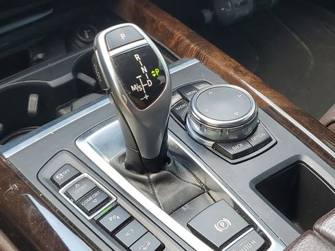 Used 2015 BMW X5 xDrive35i image 18