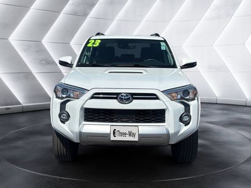 Used 2023 Toyota 4Runner TRD Off-Road Premium AWD/4WD image 8