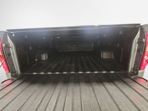 Used 2021 Chevrolet Silverado 1500 LT w/ Bed Protection Package AWD/4WD image 26