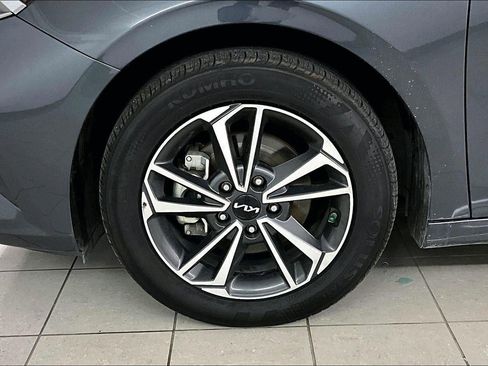 Used 2024 Kia Forte LXS image 33