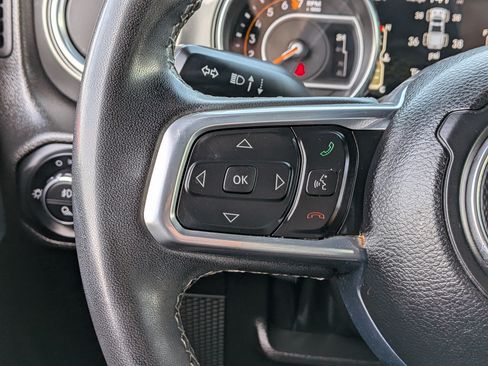 Used 2023 Jeep Gladiator Overland AWD/4WD image 35
