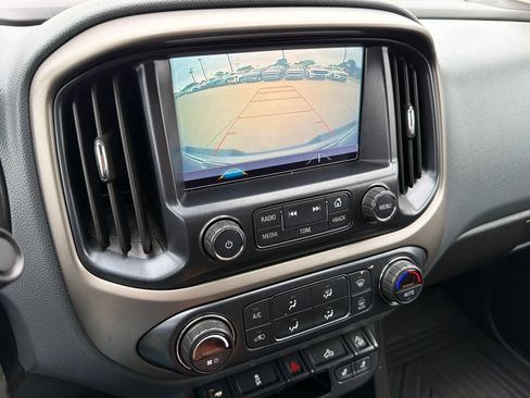 Used 2018 Chevrolet Colorado Z71 AWD/4WD image 22