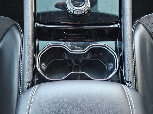 Used 2023 Jeep Grand Cherokee Altitude image 12