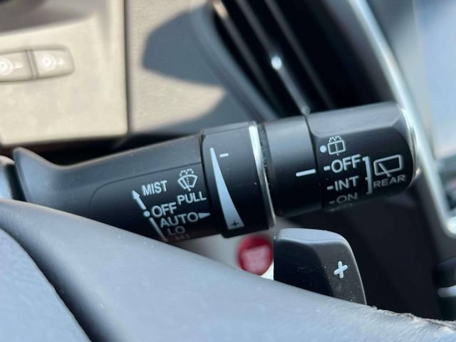 Used 2020 Acura MDX w/ Technology Package AWD/4WD image 19