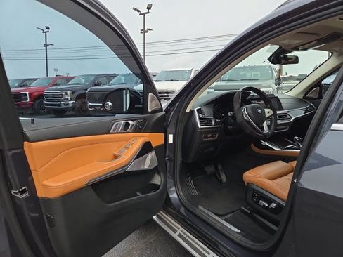 Used 2019 BMW X7 xDrive40i w/ Premium Package AWD/4WD image 7