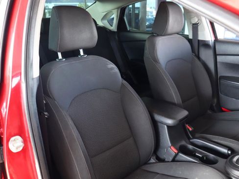 Used 2020 Kia Forte LXS image 36