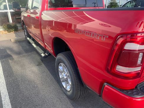Used 2024 RAM 2500 Big Horn w/ Level 2 Equipment Group AWD/4WD image 10