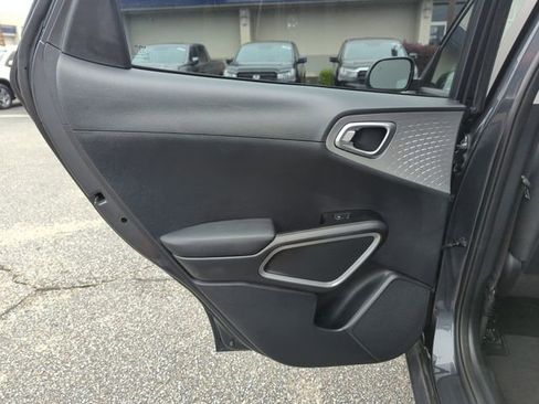 Used 2024 Kia Soul LX w/ Option Group 015 FWD image 26