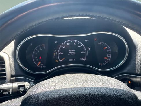 Used 2018 Jeep Grand Cherokee Laredo RWD image 15