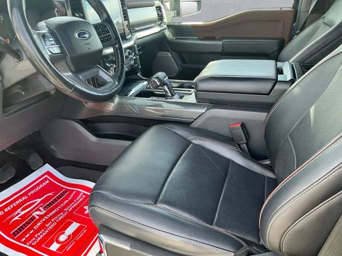 Used 2022 Ford F150 Lariat w/ Max Trailer Tow Package image 13