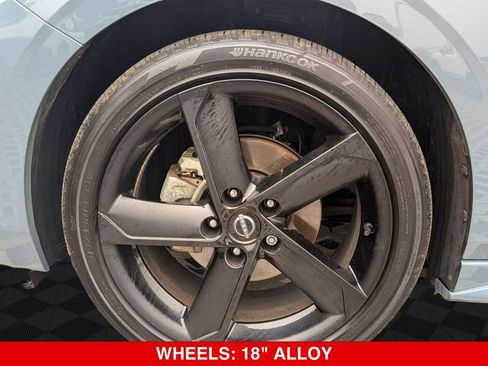 Used 2024 Nissan Sentra SR w/ SR Premium Package FWD image 10