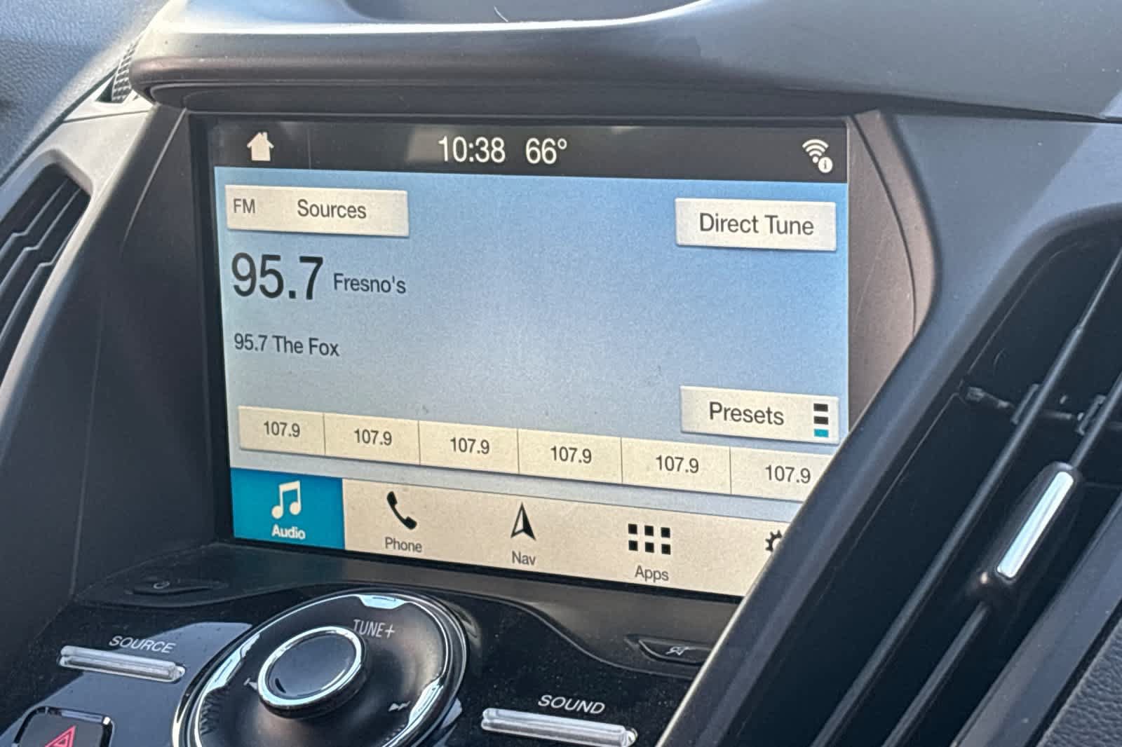Used 2019 Ford Escape Titanium FWD image 20
