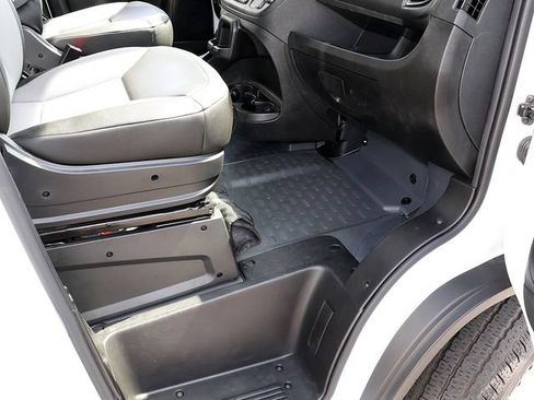 Used 2026 RAM ProMaster 2500 w/ Convenience Group FWD image 27