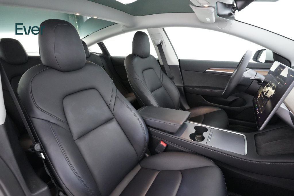 Used 2023 Tesla Model 3 Standard Range RWD image 23