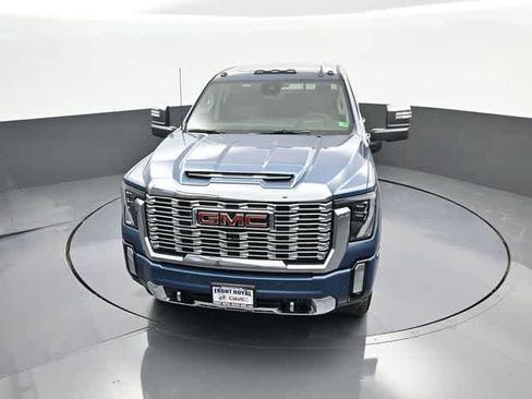 New 2025 GMC Sierra 2500 Denali w/ Denali Reserve Package image 42