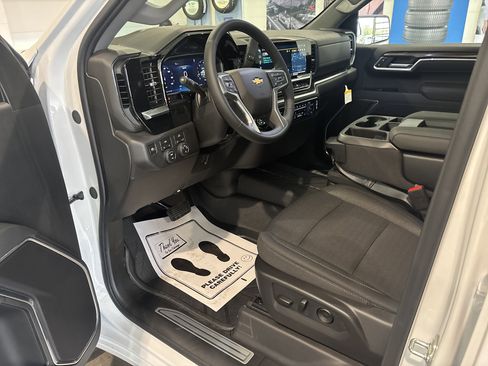 New 2026 Chevrolet Silverado 1500 LT w/ All Star Edition Plus image 15