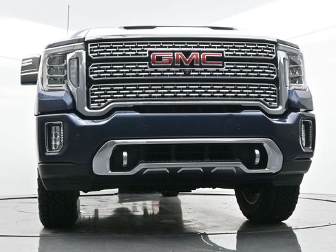 Used 2020 GMC Sierra 3500 Denali w/ Denali Ultimate Package image 48