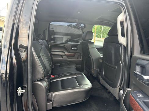 Used 2015 GMC Sierra 2500 SLE w/ SLE Preferred Package AWD/4WD image 13