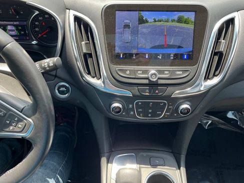 Certified 2022 Chevrolet Equinox LT FWD image 14