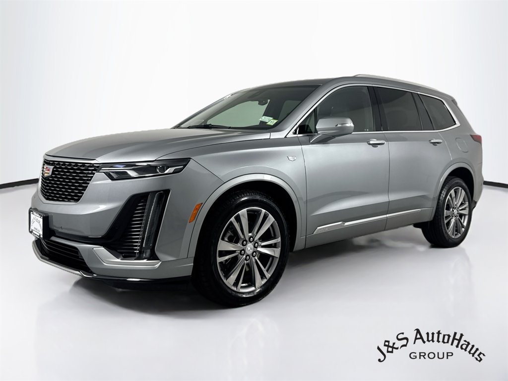 Used 2025 Cadillac XT6 Premium Luxury AWD/4WD image 3