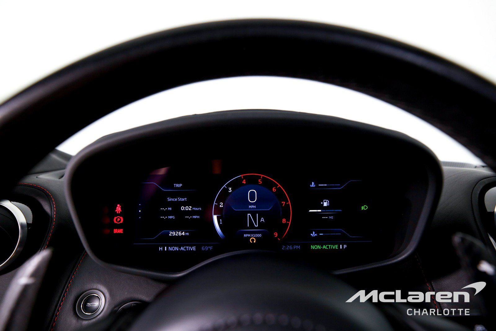 Used 2021 McLaren GT RWD image 14