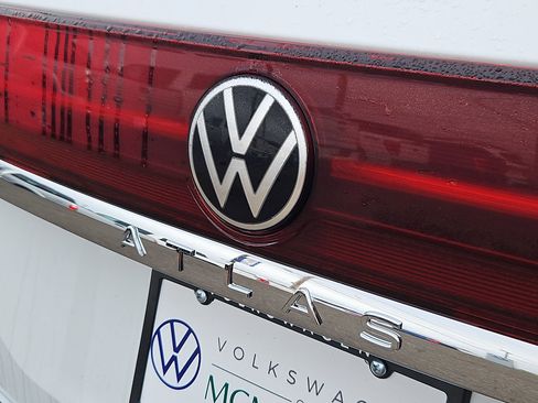 New 2026 Volkswagen Atlas SEL Premium R-Line AWD/4WD image 28