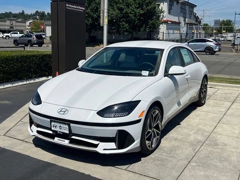 New 2025 Hyundai Ioniq 6 SEL AWD/4WD image 3