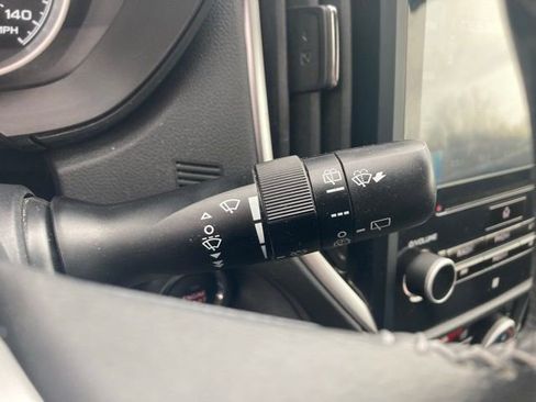 Used 2020 Subaru Forester Limited image 24