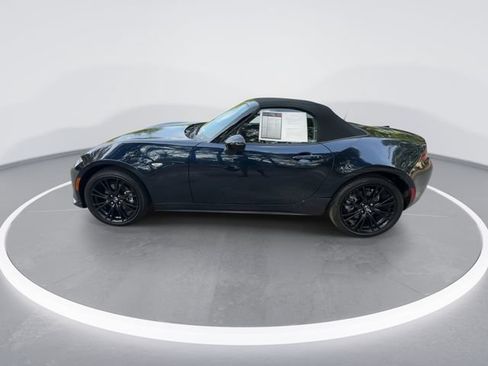 Certified 2025 MAZDA MX-5 Miata Club RWD image 5