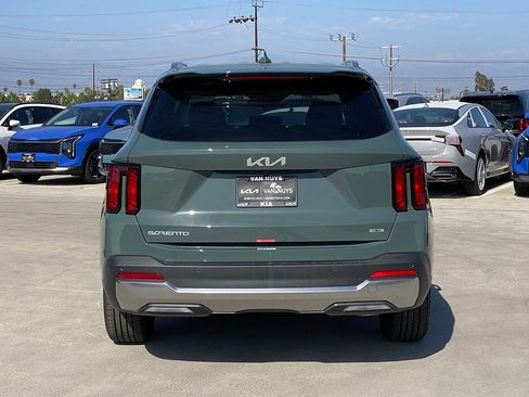 New 2026 Kia Sorento EX FWD image 5