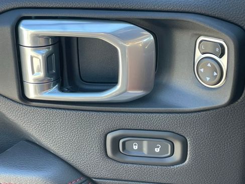 Used 2021 Jeep Wrangler Unlimited Rubicon w/ LED Lighting Group image 10