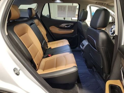 Used 2020 GMC Terrain SLT w/ Preferred Package AWD/4WD image 30