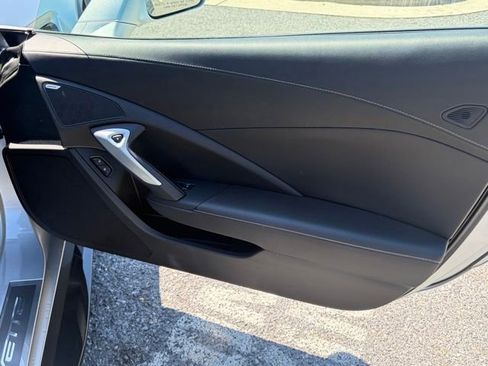 Used 2018 Chevrolet Corvette Z06 RWD image 32