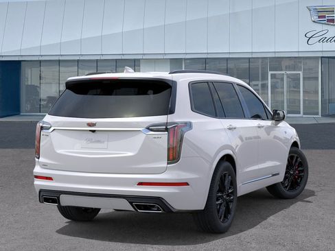 New 2025 Cadillac XT6 Sport w/ Platinum Package image 4