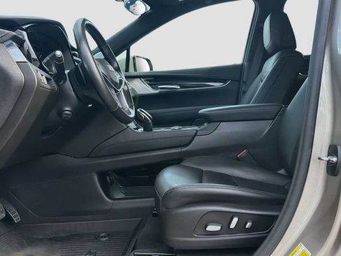 Used 2023 Cadillac XT5 Premium Luxury w/ LPO, Floor Liner Package AWD/4WD image 20
