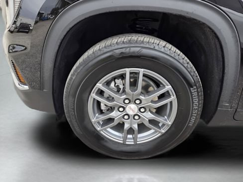 Used 2025 GMC Acadia Elevation image 19