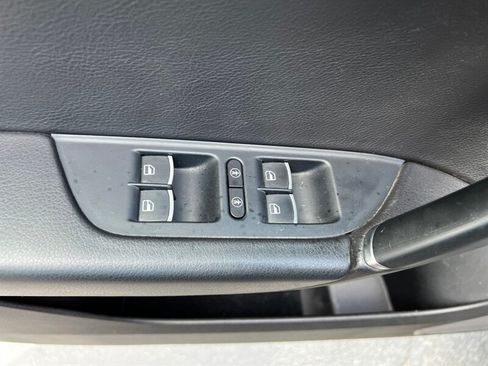 Used 2016 Volkswagen Touareg VR6 AWD/4WD image 28